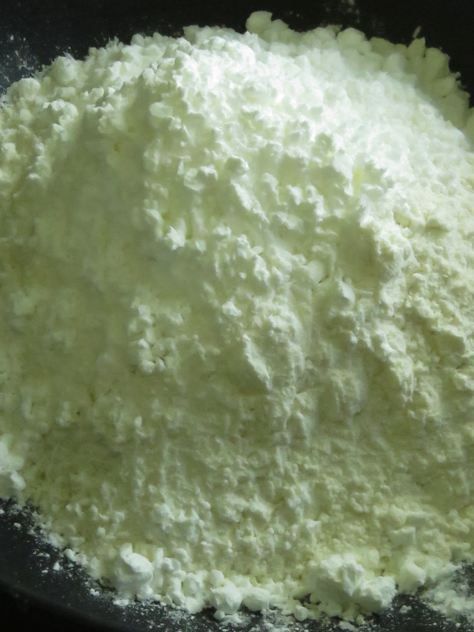 combine flour, corn starch,  baking powder, salt to make the shrimp batter.